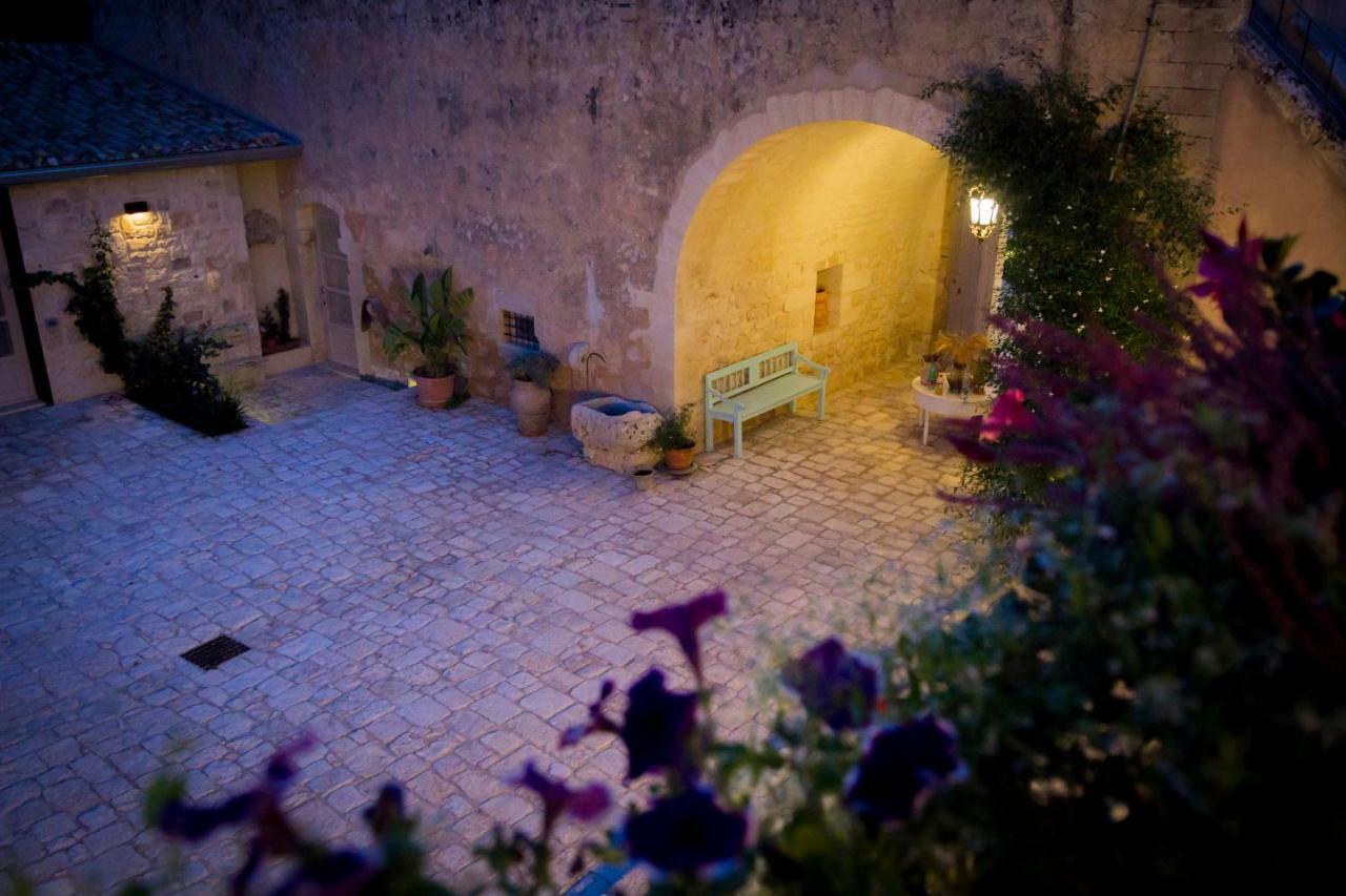 Terre Di Cavalusi Relais Guest House ดอนนาฟูกาตา ภายนอก รูปภาพ