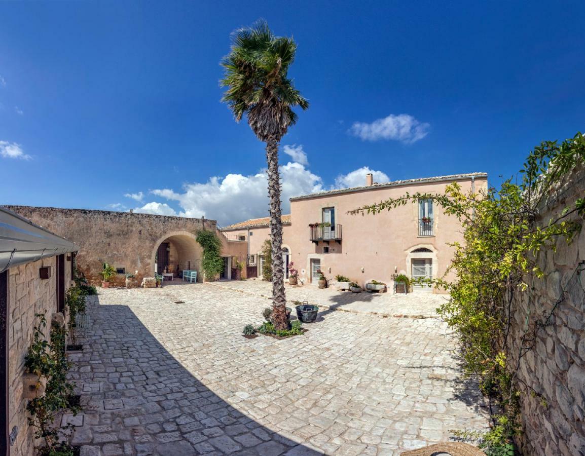 Terre Di Cavalusi Relais Guest House ดอนนาฟูกาตา ภายนอก รูปภาพ