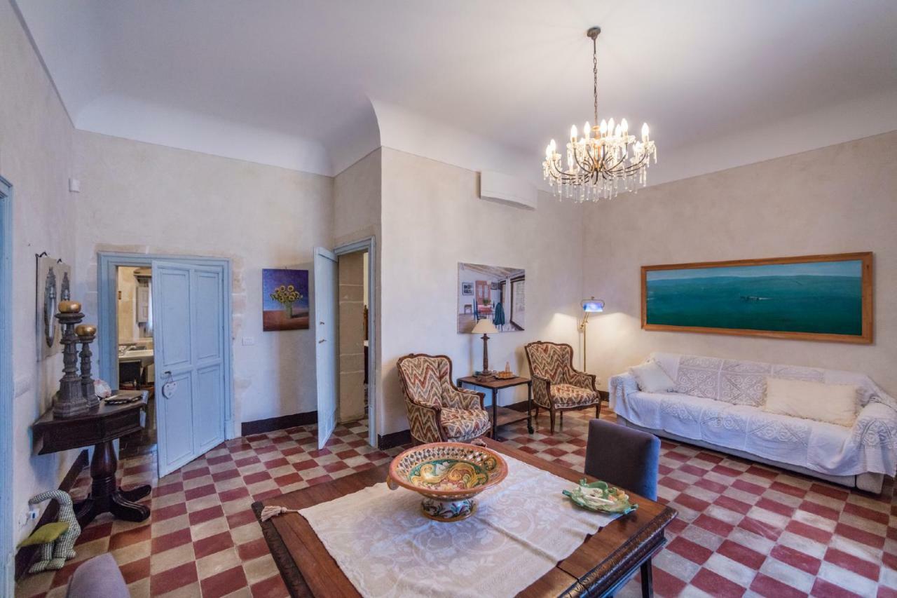 Terre Di Cavalusi Relais Guest House ดอนนาฟูกาตา ภายนอก รูปภาพ