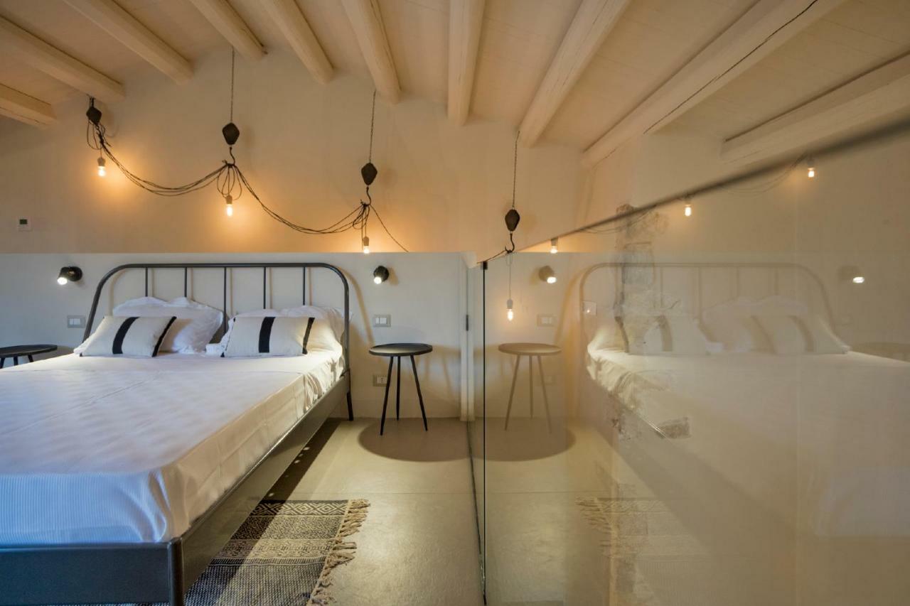 Terre Di Cavalusi Relais Guest House ดอนนาฟูกาตา ภายนอก รูปภาพ
