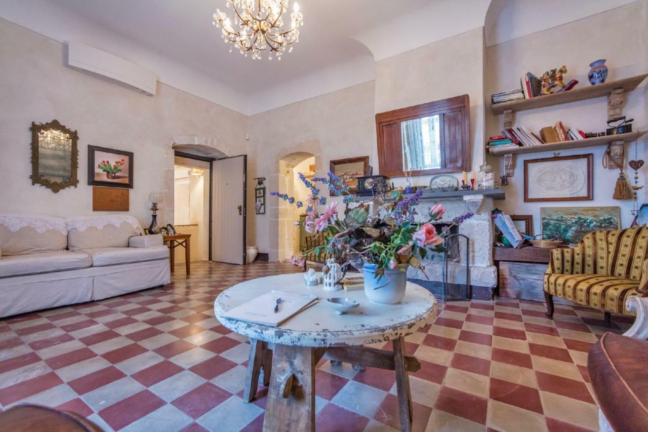 Terre Di Cavalusi Relais Guest House ดอนนาฟูกาตา ภายนอก รูปภาพ
