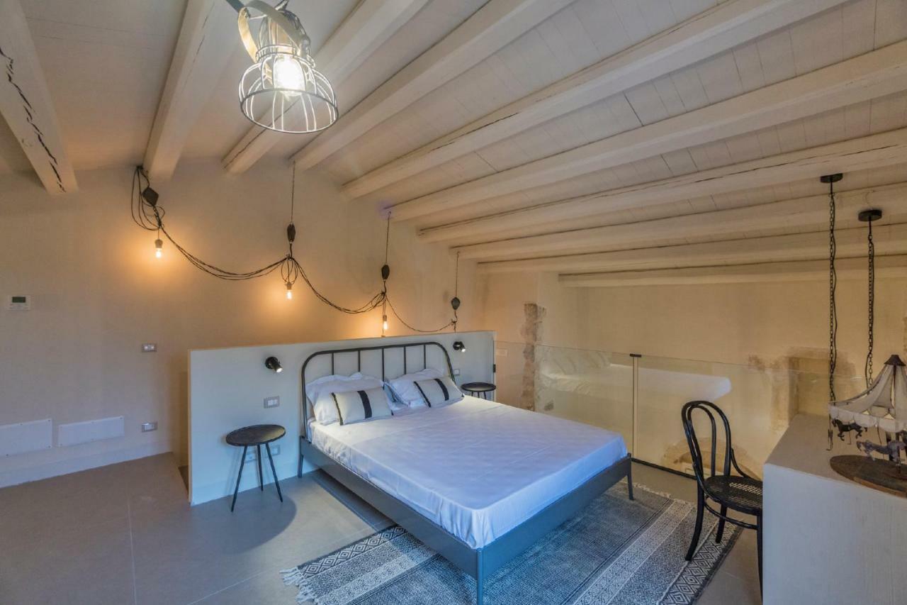 Terre Di Cavalusi Relais Guest House ดอนนาฟูกาตา ภายนอก รูปภาพ
