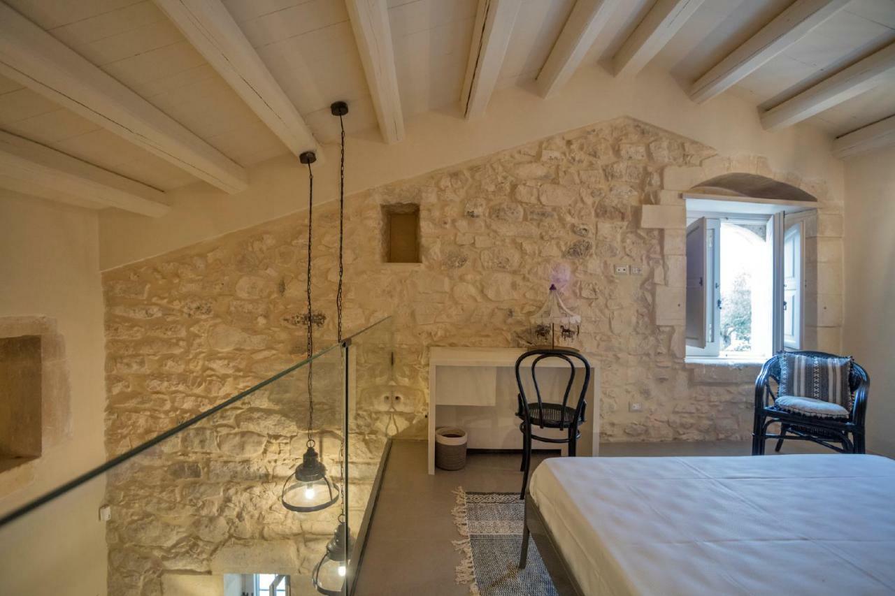 Terre Di Cavalusi Relais Guest House ดอนนาฟูกาตา ภายนอก รูปภาพ