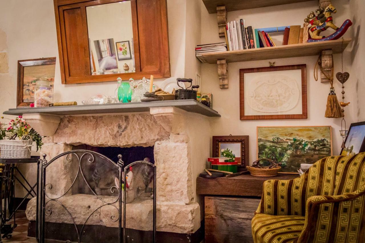 Terre Di Cavalusi Relais Guest House ดอนนาฟูกาตา ภายนอก รูปภาพ