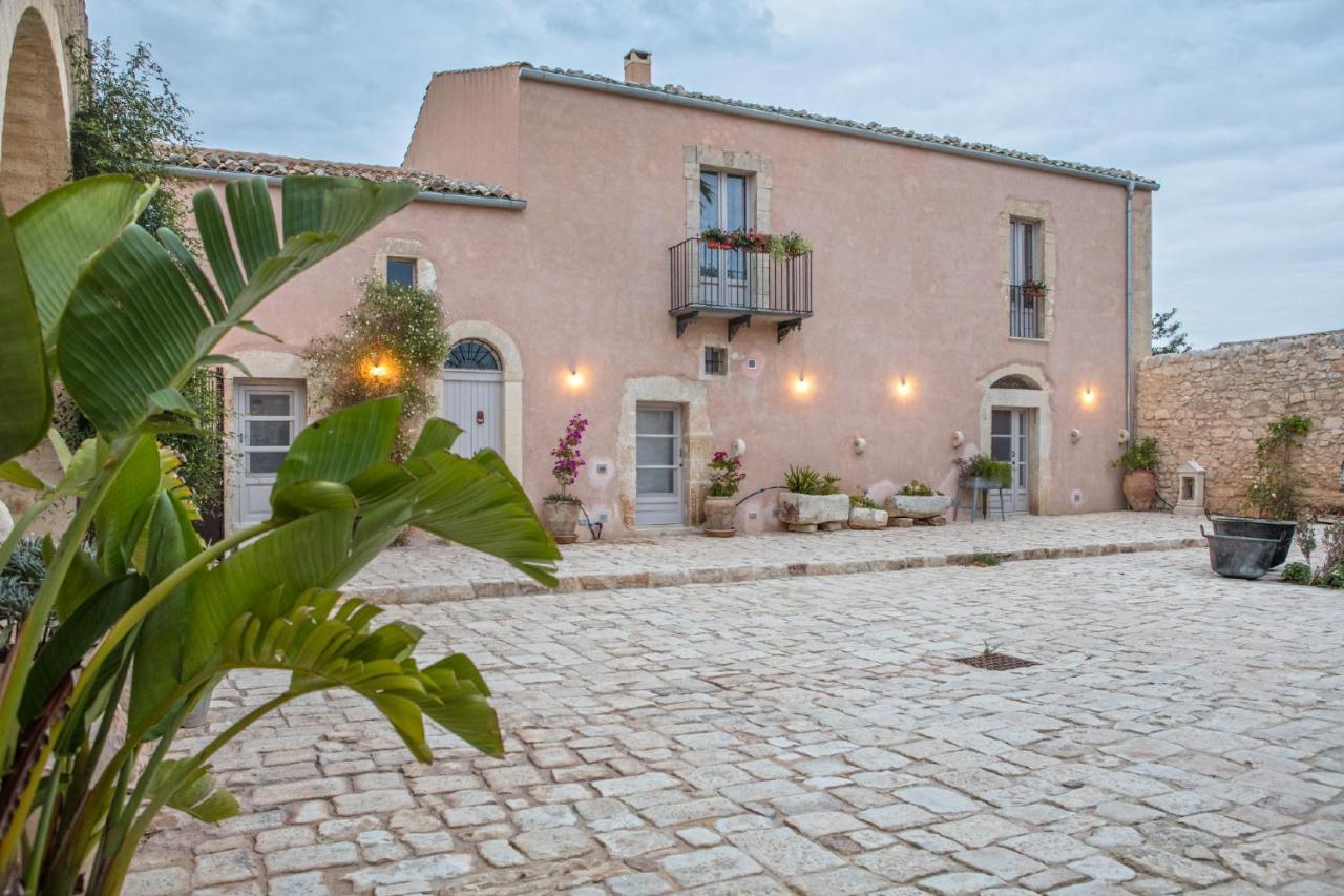 Terre Di Cavalusi Relais Guest House ดอนนาฟูกาตา ภายนอก รูปภาพ